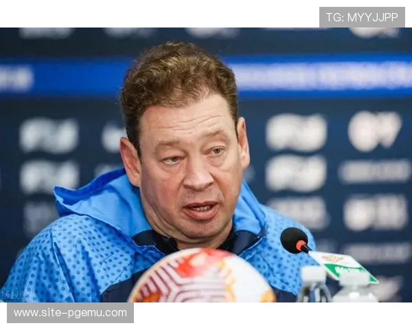 申花门将薛庆浩失误险致丢球 斯卢茨基门将位置临场选择受关注